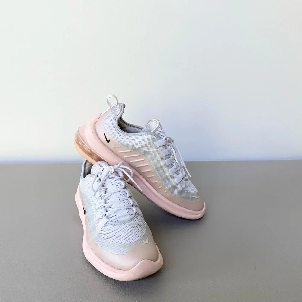 Women’s Size 8 Nike White and Pink Chunky Sneakers - Picture 3 of 7